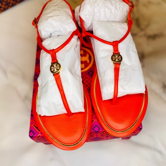 Tory Burch Emmy T-Strap Flat Sandals - Picture 7 of 8